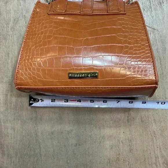 Madden Girl purse, NWT, tan. - Picture 6 of 6